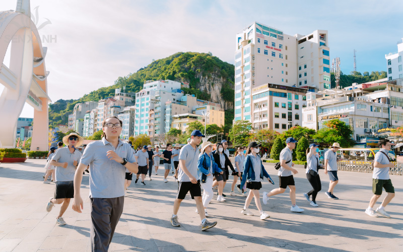 C&aacute;c th&agrave;nh vi&ecirc;n AKBOT 2023 c&oacute; sức bền tốt khi tham gia giải chạy