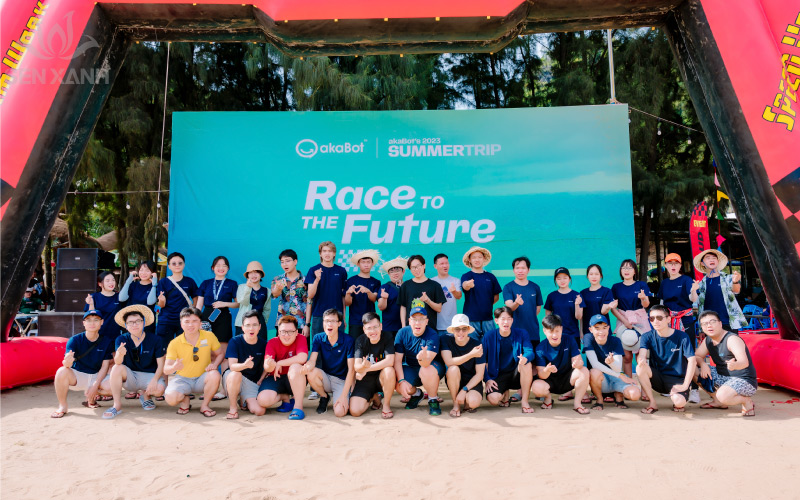 &ldquo;Race To The Future&rdquo; l&agrave; chủ đề mang &yacute; nghĩa thiết thực