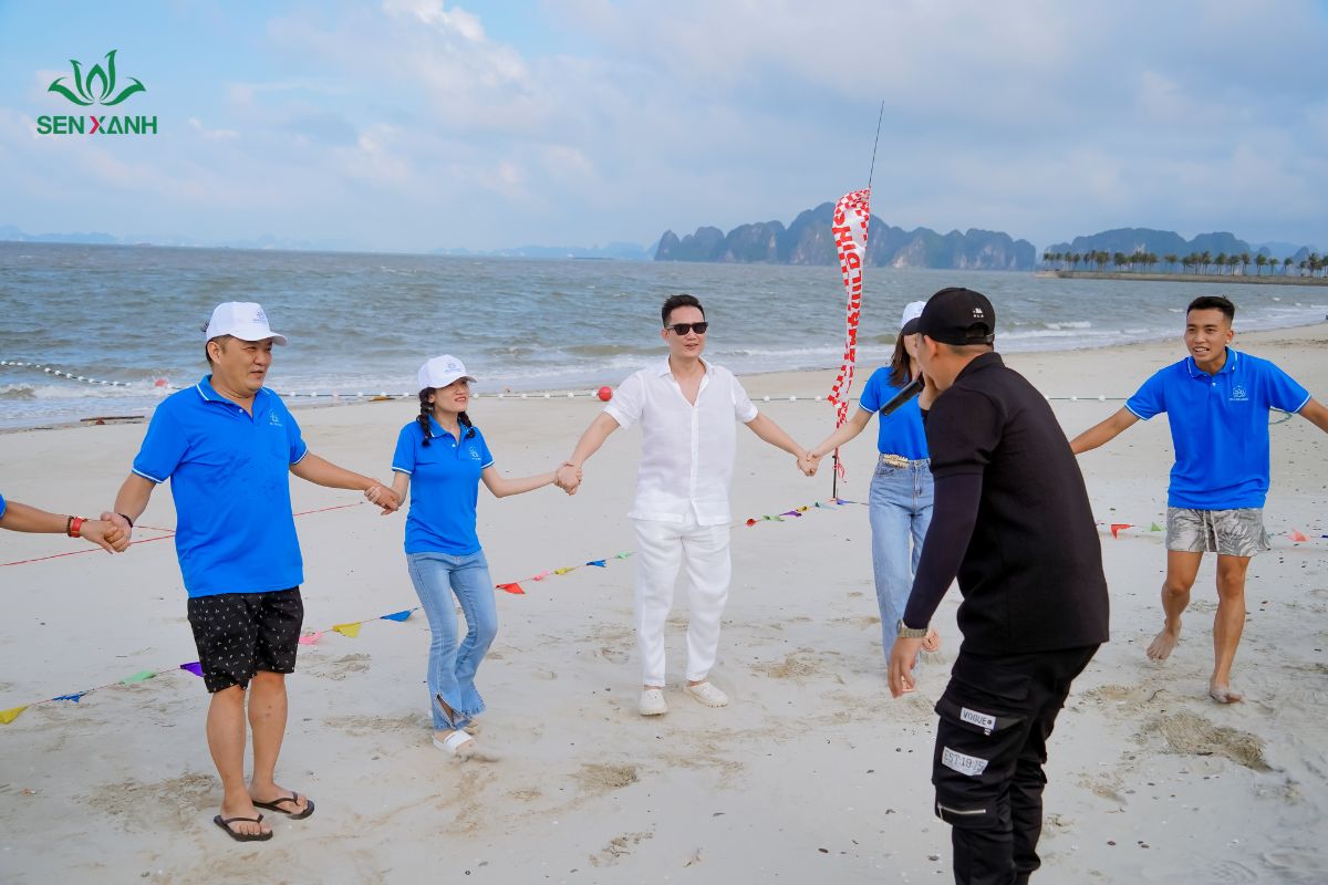Mẫu kịch bản mc team building chuyên nghiệp MC là người truyền cảm hứng và lan tỏa năng lượng