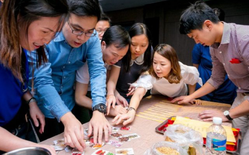 Các Trò Chơi Trên Giấy Vừa Vui Vừa Thử Thách Trí Tuệ Cực Đỉnh Trò chơi “Bingo” vô cùng đơn giản với nhiều chủ đề khác nhau