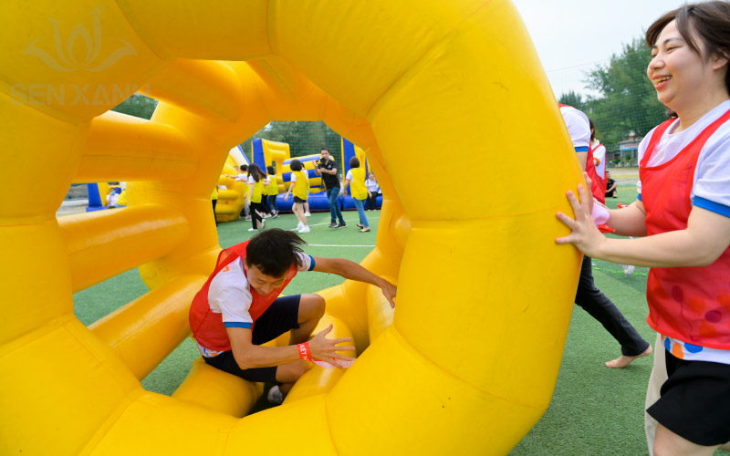 C&aacute;c th&agrave;nh vi&ecirc;n của GENTIS t&iacute;ch cực, h&agrave;o hứng trong mỗi tr&ograve; chơi Team Building