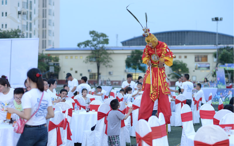 Sen Xanh kh&eacute;o l&eacute;o trong việc x&acirc;y dựng c&aacute;c hoạt động ấn tượng cho c&aacute;c th&agrave;nh vi&ecirc;n nh&iacute; trong chương tr&igrave;nh&nbsp;