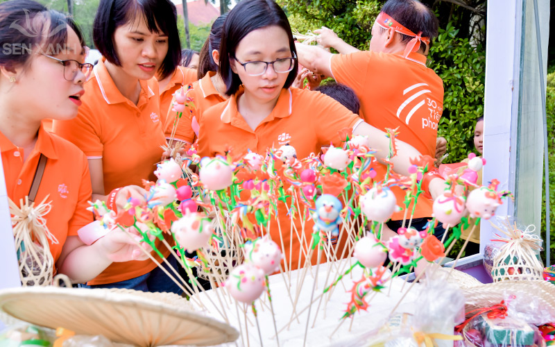 C&aacute;c tr&ograve; chơi d&acirc;n gian được x&acirc;y dựng theo đ&uacute;ng concept &ldquo;L&agrave;ng Xưa&rdquo;