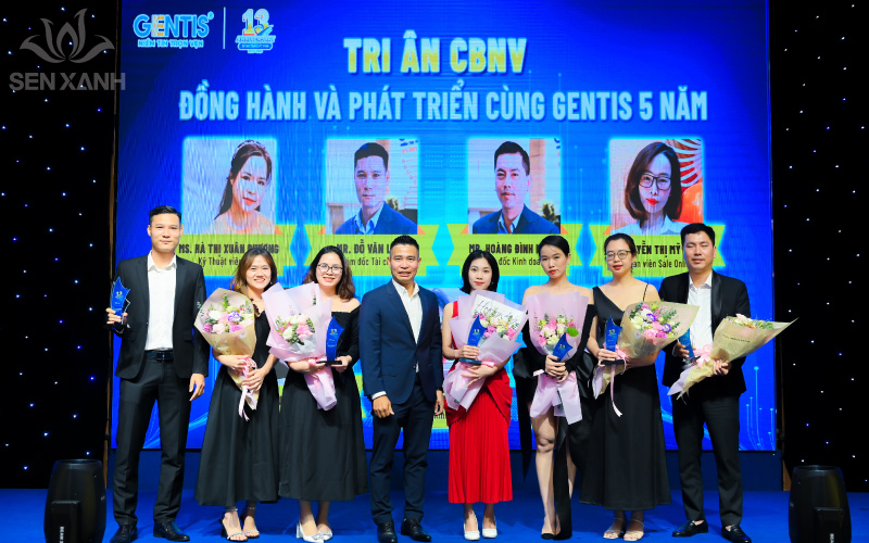 Ban l&atilde;nh đạo tri &acirc;n c&aacute;c th&agrave;nh vi&ecirc;n GENTIS c&oacute; đ&oacute;ng g&oacute;p xuất sắc trong c&ocirc;ng việc