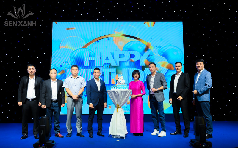 Ban l&atilde;nh đạo tri &acirc;n c&aacute;c th&agrave;nh vi&ecirc;n GENTIS c&oacute; đ&oacute;ng g&oacute;p xuất sắc trong c&ocirc;ng việc