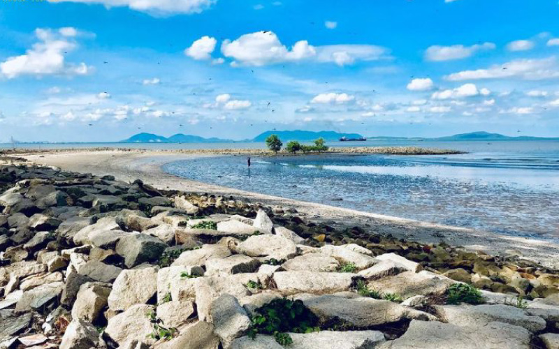 B&atilde;i biển hoang sơ Cần Giờ