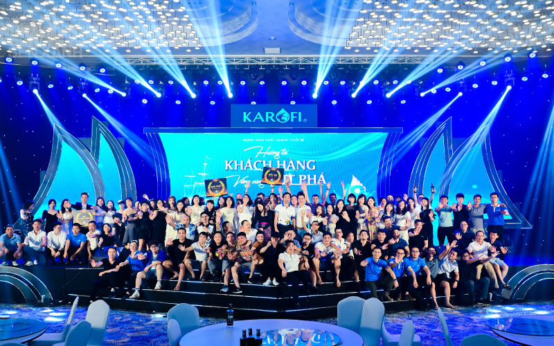 Tổ chức lễ kỷ niệm Karofi Hạ Long