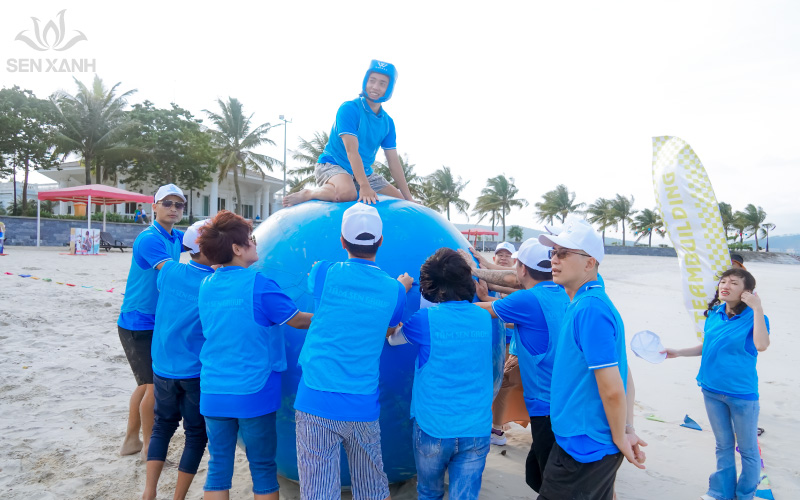 200 th&agrave;nh vi&ecirc;n T&acirc;m Sen Group tham gia hoạt động Team Building s&ocirc;i nổi