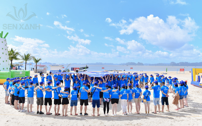 Team Building gi&uacute;p kết nối v&agrave; gắn kết th&agrave;nh vi&ecirc;n lại với nhau