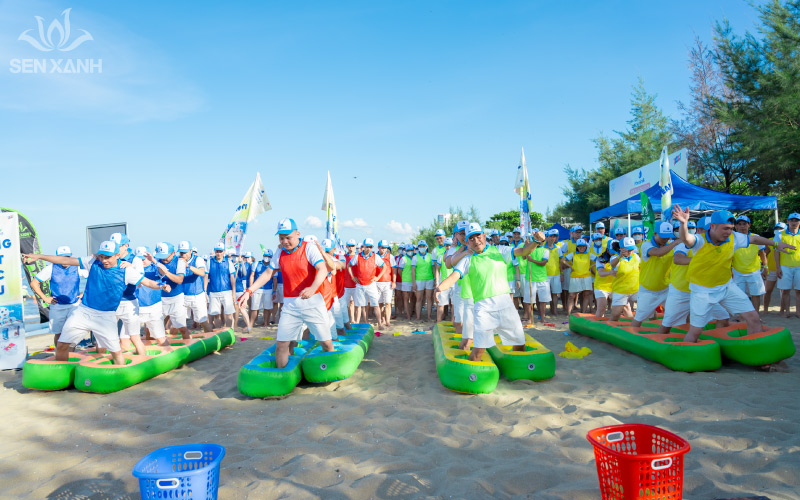 Nhiều hoạt động Team Building được c&aacute;c th&agrave;nh vi&ecirc;n Hanoimilk hưởng ứng tham gia