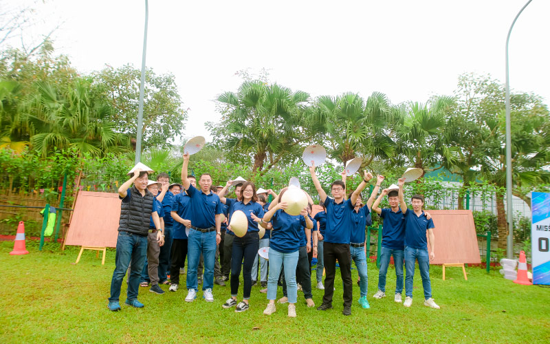 C&aacute;c thử th&aacute;ch gi&uacute;p mọi người kh&aacute;m ph&aacute; khả năng tiềm ẩn của nhau v&agrave; cải thiện sự gắn kết trong tập thể