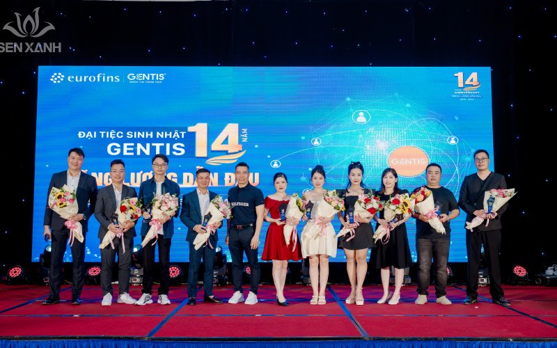 Vinh danh c&aacute; nh&acirc;n, tập thể c&oacute; đ&oacute;ng g&oacute;p cho c&ocirc;ng ty&nbsp;