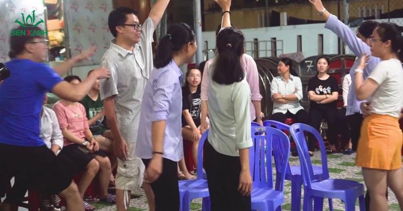 50+ Ý Tưởng Trò Chơi Teambuilding Gắn Kết Đội Ngũ Trò chơi chiếc ghế tâm tình