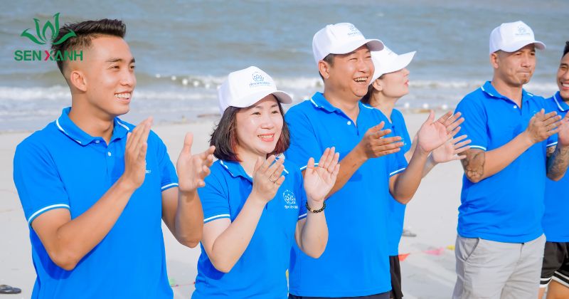 Tr&ograve; chơi r&egrave;n luyện sức bền, sự phối hợp v&agrave; khả năng bảo vệ, hỗ trợ lẫn nhau