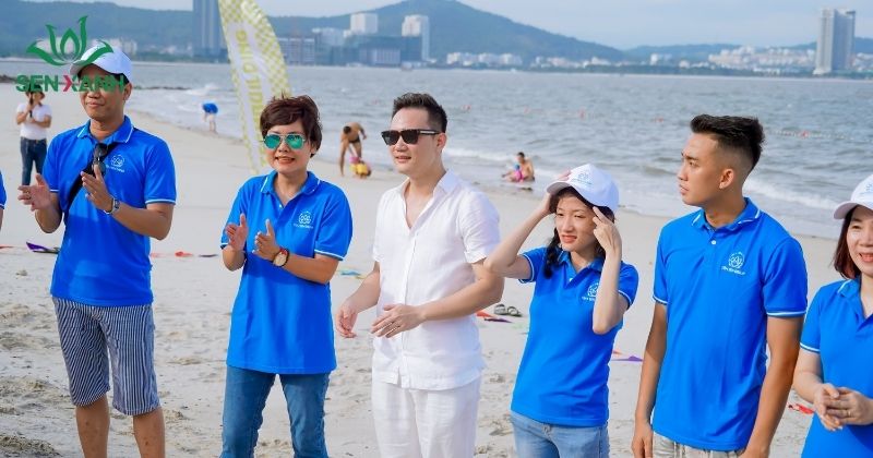 Tr&ograve; chơi n&agrave;y kh&ocirc;ng chỉ gi&uacute;p cải thiện khả năng s&aacute;ng tạo v&agrave; phối hợp m&agrave; c&ograve;n thử th&aacute;ch khả năng l&ecirc;n kế hoạch v&agrave; sử dụng t&agrave;i nguy&ecirc;n hiệu quả của c&aacute;c đội.