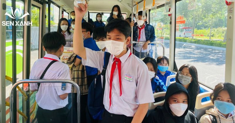 Top các trò chơi hoạt náo trên xe cho học sinh Trò chơi này không chỉ vui mà còn đòi hỏi trí nhớ và phản xạ nhanh.