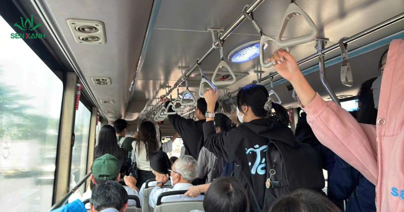 Top các trò chơi hoạt náo trên xe cho học sinh Trò chơi này rất hài hước và giúp các thành viên vượt qua sự ngại ngùng.