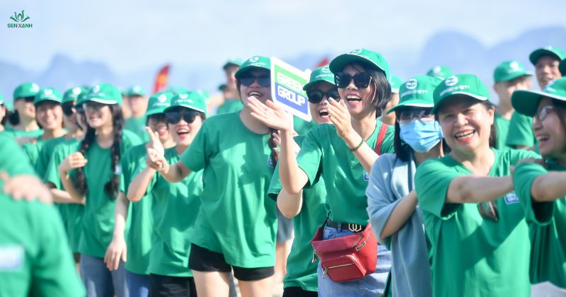 Tr&ograve; chơi "Ai Nhanh Ch&acirc;n Nhất" rất đơn giản nhưng lại mang đến nhiều sự thử th&aacute;ch cho người tham gi