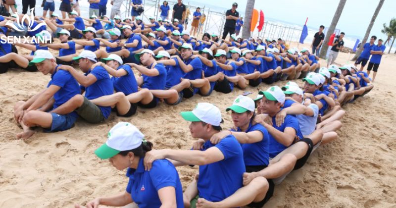 Tr&ograve; chơi kh&ocirc;ng chỉ mang lại sự vui nhộn m&agrave; c&ograve;n l&agrave; cơ hội để c&aacute;c th&agrave;nh vi&ecirc;n thể hiện khả năng l&agrave;m việc nh&oacute;m