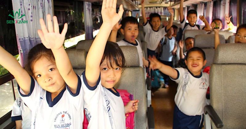 Top các trò chơi hoạt náo trên xe cho học sinh Trò này rất phù hợp để kiểm tra sự tập trung và phản xạ nhạy bén.