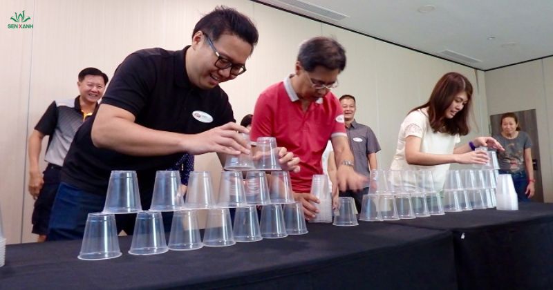 tr&ograve; chơi gi&uacute;p r&egrave;n luyện tinh thần đồng đội v&agrave; khả năng giao tiếp kh&ocirc;ng lời.