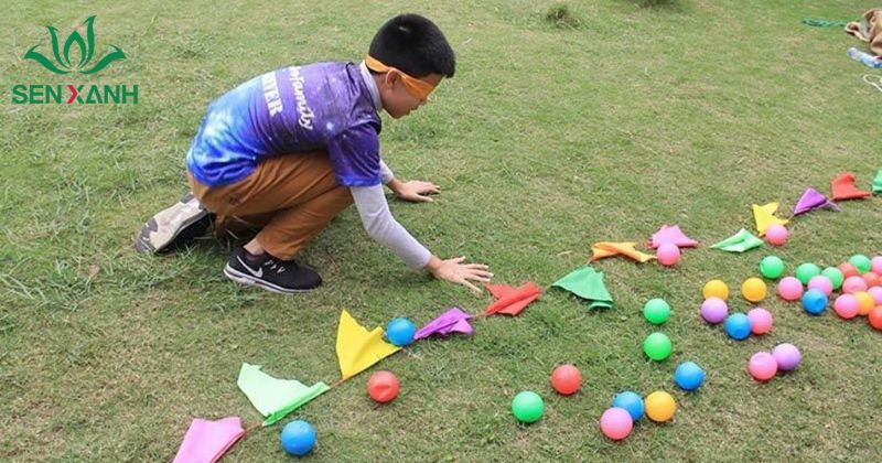 Kinh nghiệm tổ chức team building chạy trạm trò chơi tăng sự tin tưởng và kỹ năng giao tiếp hiệu quả.