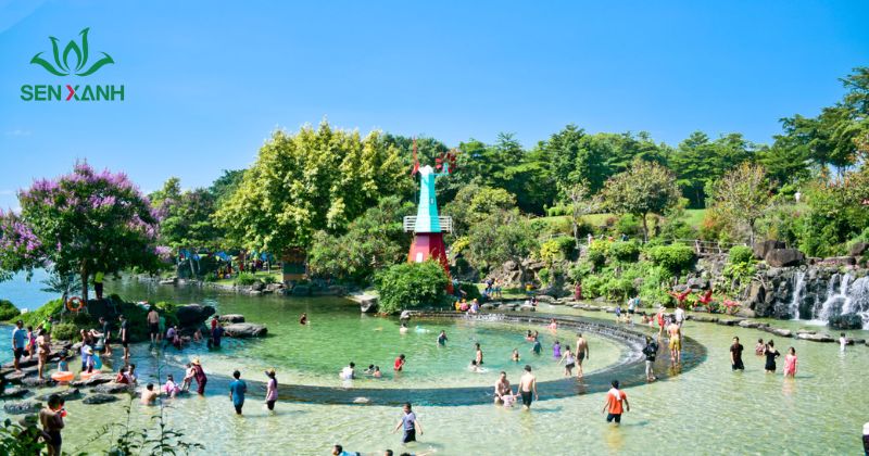 Top những địa điểm team building Đồng Nai hấp dẫn công viên Suối Mơ, một khu du lịch sinh thái đặc trưng với dòng suối trong lành