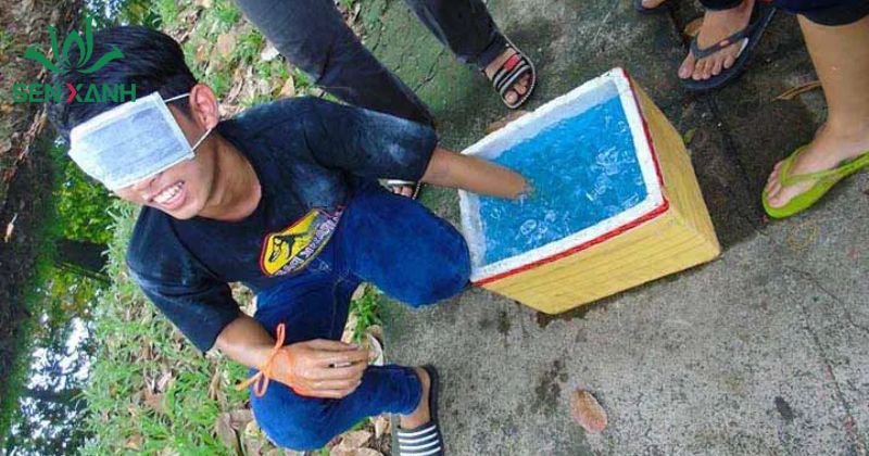 Kinh nghiệm tổ chức team building chạy trạm Trò chơi tạo sự thú vị và khích lệ sự quan sát, tư duy nhanh nhạy của người chơi.