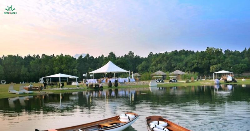 Du thuyền kh&aacute;m ph&aacute; hồ Đại Lải