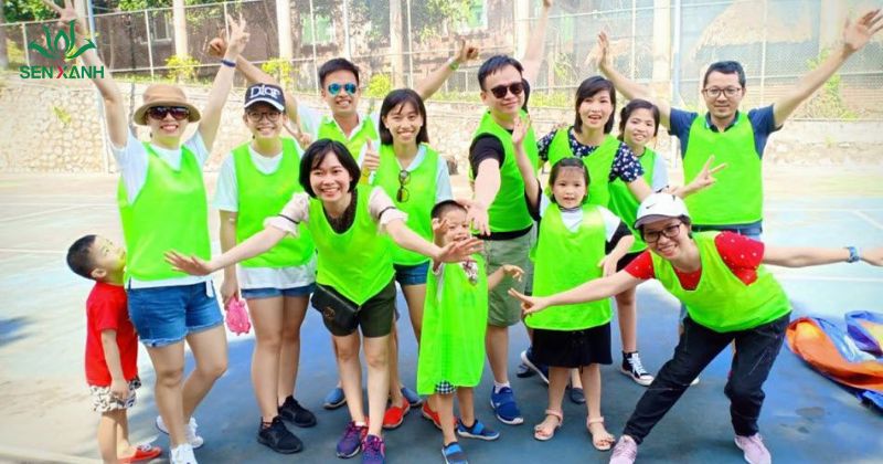 Team building gia đ&igrave;nh l&agrave; h&igrave;nh thức tổ chức c&aacute;c hoạt động tập thể d&agrave;nh cho c&aacute;c th&agrave;nh vi&ecirc;n trong gia đ&igrave;nh