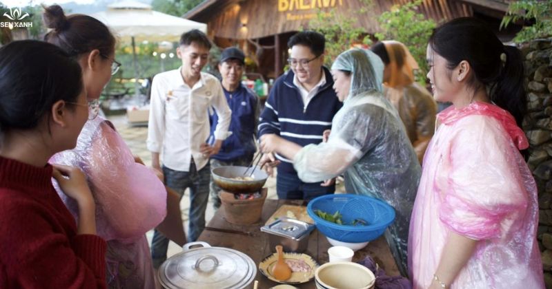 Tổ chức thi nấu ăn