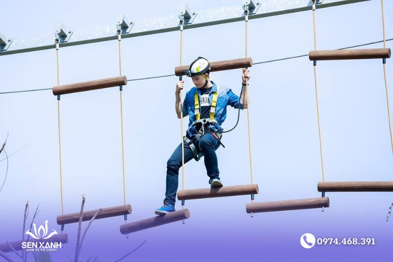 Trò chơi mang tới cảm giác mạnh của team building sinh tồn Trò chơi mang tới cảm giác mạnh của team building sinh tồn