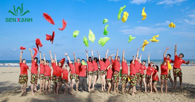 Tổ chức team building 