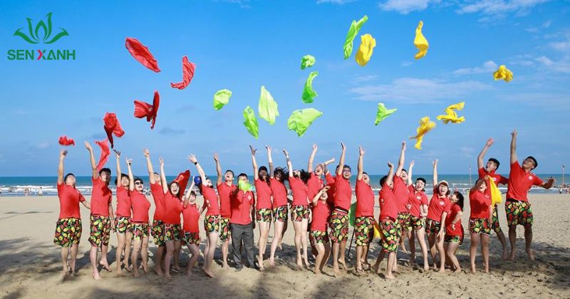 C&aacute;c chương tr&igrave;nh team building được x&acirc;y dựng lồng gh&eacute;p trong chuyến du lịch gi&uacute;p tạo ra cảm x&uacute;c t&iacute;ch cực