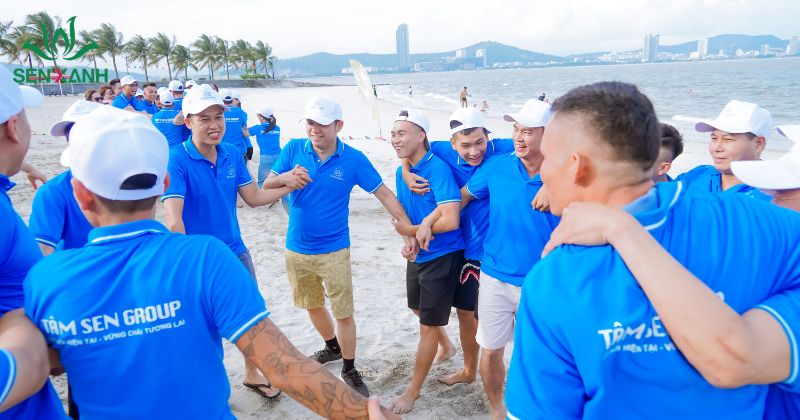 Tr&ograve; chơi đơn giản nhưng tạo ra sự s&ocirc;i động v&agrave; đ&ograve;i hỏi phản ứng nhanh, khả năng kết nối giữa c&aacute;c th&agrave;nh vi&ecirc;n.