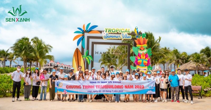 Top 50+ mẫu băng rôn team building đẹp, ấn tượng Băng rôn team building mẫu 2