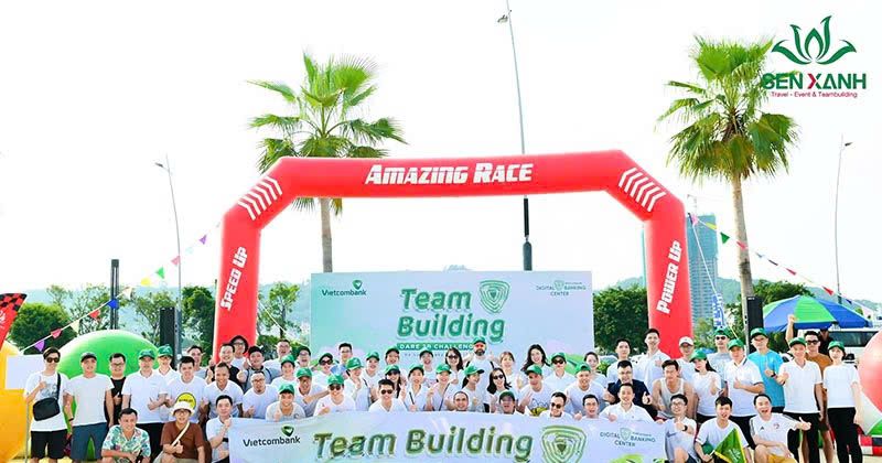 Top 50+ mẫu băng rôn team building đẹp, ấn tượng Băng rôn team building mẫu 5
