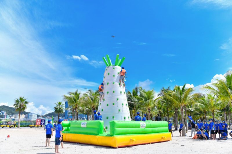 Chuẩn bị đạo cụ cho teambuilding