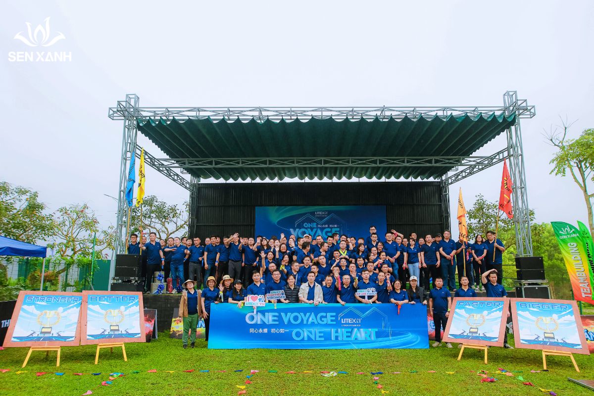 Đội ngũ nhân sự của Sen Xanh teambuilding fpt