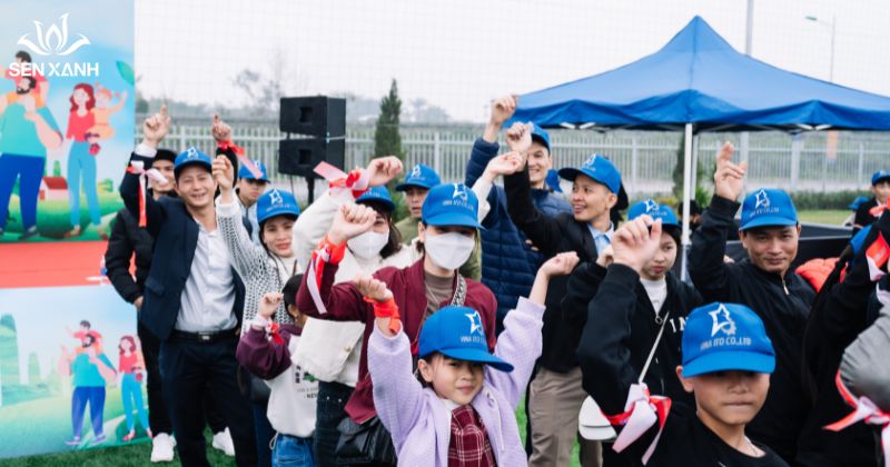 Trò chơi vững bước bên nhau 