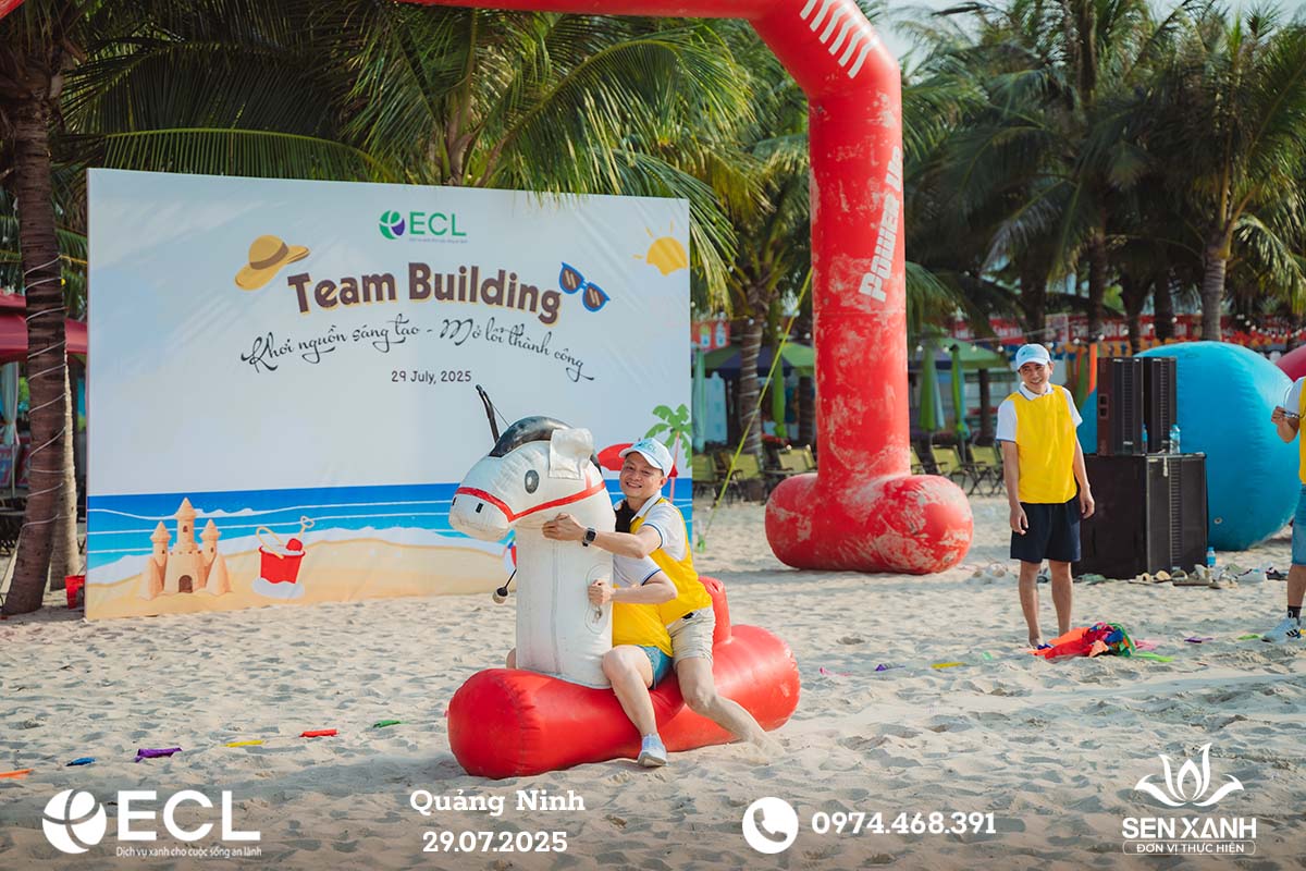 Chơi tr&ograve; chơi đua th&uacute; nh&uacute;n