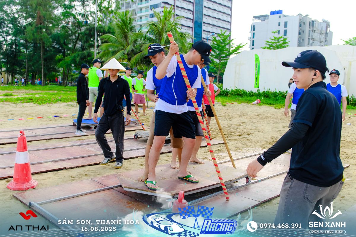 Tổ chức Teambuilding 2025 - An Thái - Sầm Sơn - Gắn kết - Vững bước - Vươn xa Trò chơi chèo thuyền trên cạn