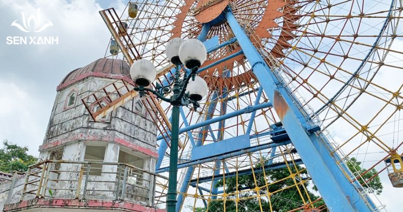 Khám phá 10+ địa điểm tổ chức team building ngoài trời tại Hà Nội Công viên Mặt Trời Mới đang được nhiều đơn vị lựa chọn.