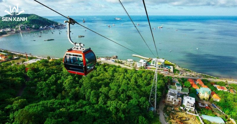 Khu du lịch Hồ M&acirc;y nằm tr&ecirc;n n&uacute;i Lớn, mang đến kh&ocirc;ng gian teambuilding ho&agrave;n to&agrave;n kh&aacute;c biệt so với biển.