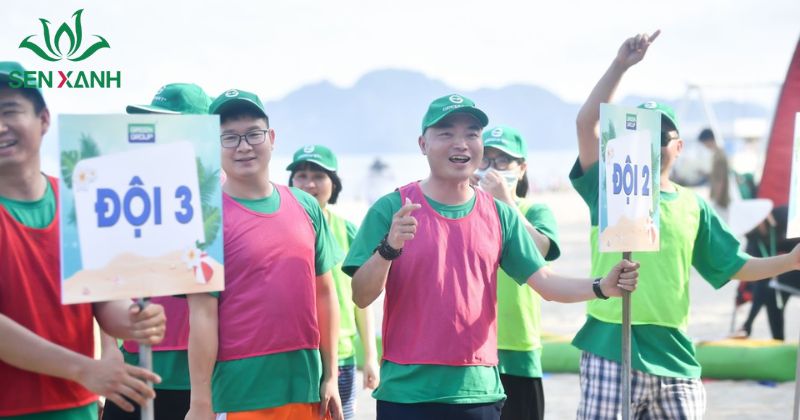 Tr&ograve; chơi Chinh phục đồi c&aacute;t