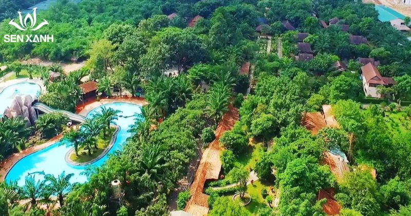 Vườn Xoài là khu du lịch sinh thái rộng lớn, kết hợp vui chơi, tham quan và giải trí.