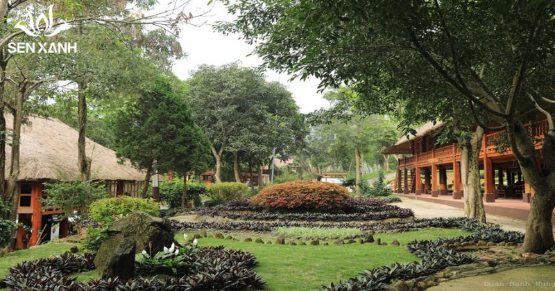 Paragon Hill Resort nằm tại thôn Muồng Cháu, xã Vân Hòa, huyện Ba Vì, Hà Nội