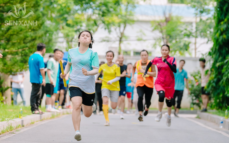 Mẫu Kịch bản chương trình ngày hội Thể thao hấp dẫn cho doanh nghiệp kịch bản trò chơi chạy tiếp sức trong ngày hội thể thao